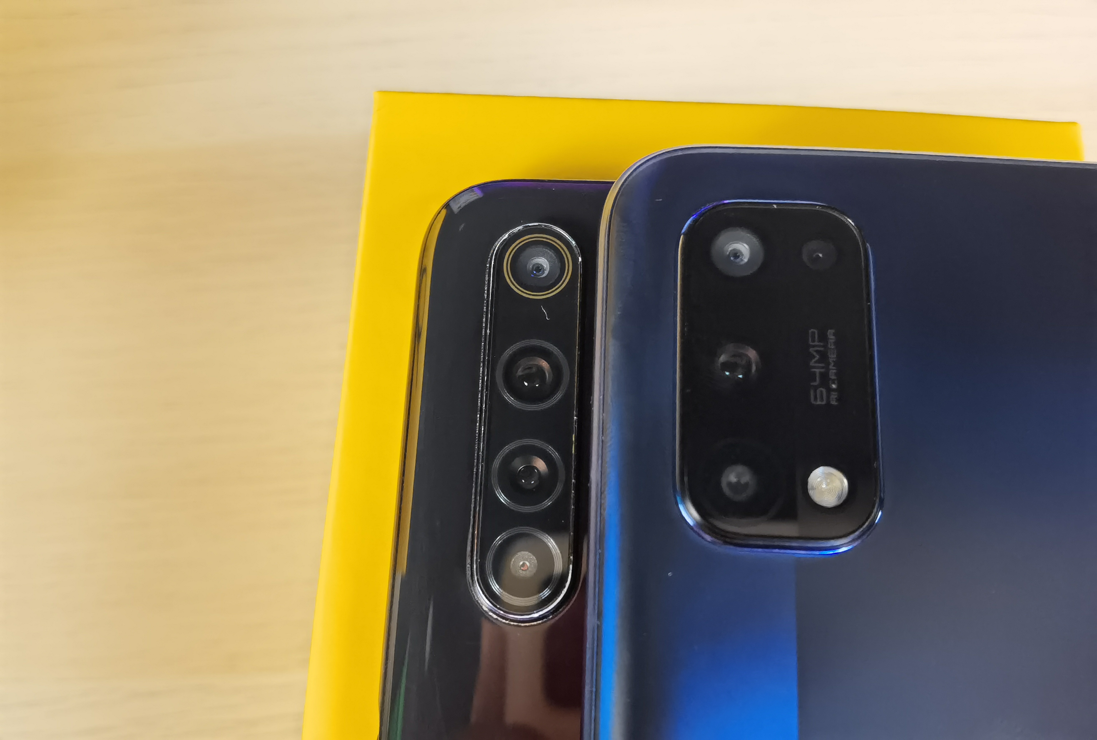 perbandingan realme 7 pro